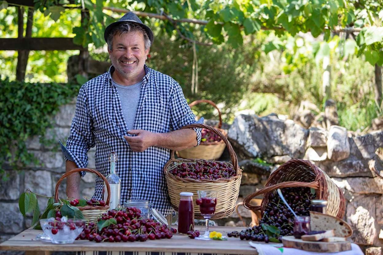 Agriturismo Terra E Sapori Campodipietra ภายนอก รูปภาพ